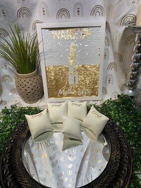 Sequin Lipstick Wall Art - Gold & White